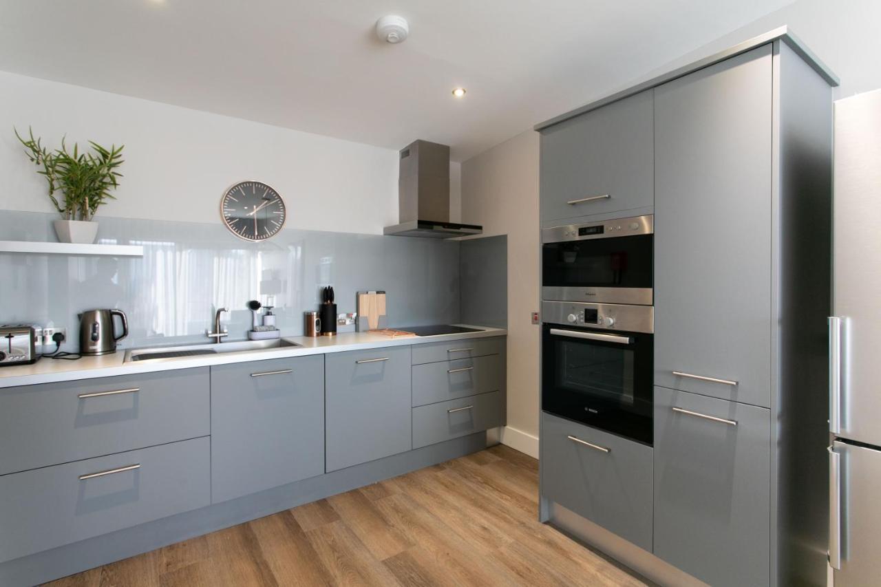 Custom House Apartments Newry Luaran gambar